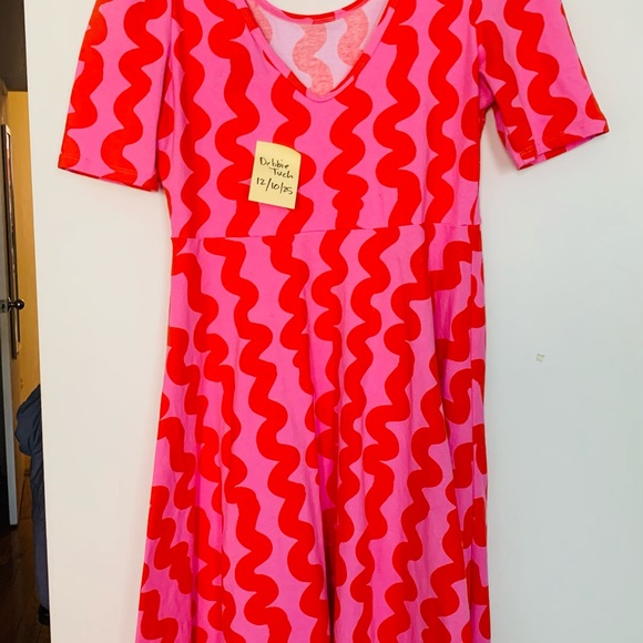 Nooworks squiggle Dress Red and Pink Natalie Midi Dress - Picture 2 of 3